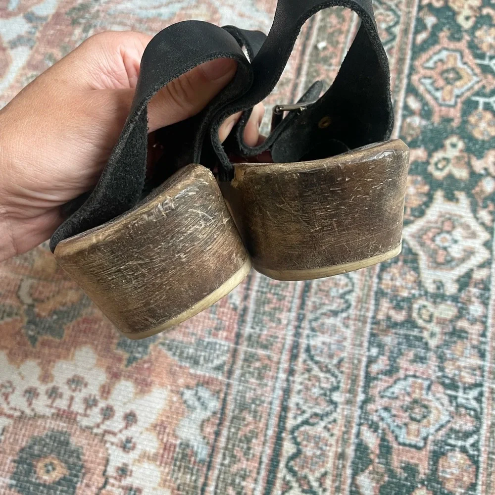 Lotta's Black Leather Low Wooden Clog 40 - Picture 3 of 5